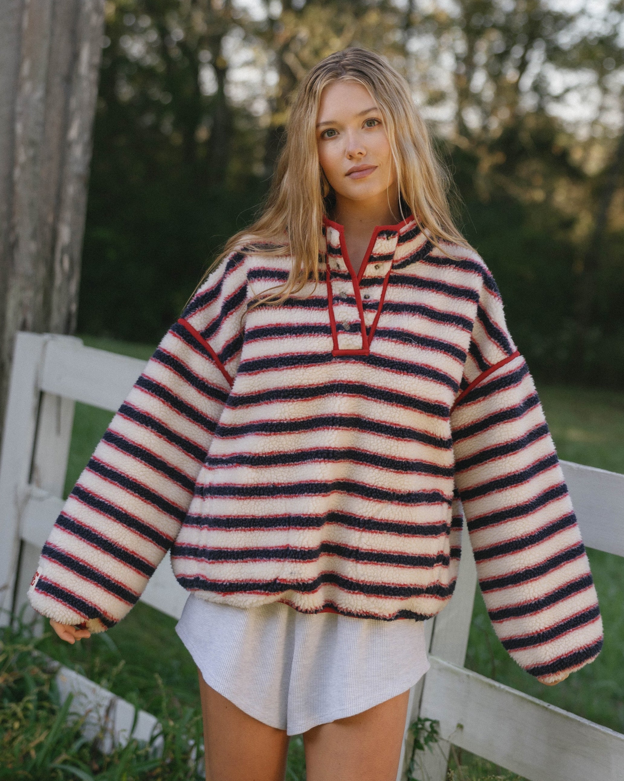 Libelice ウェア XLサイズ Striped Fleece Pullover in Navy and Red Stripe – Eleven Eleven